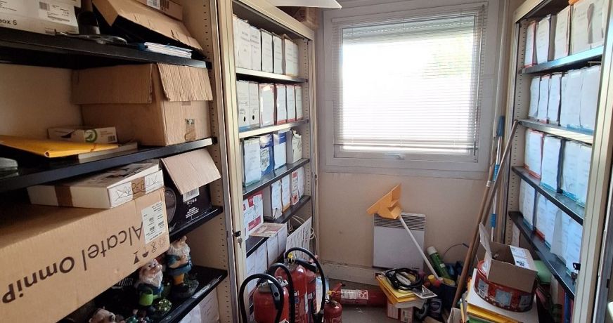 location Entrepot Saint Pierre La Garenne