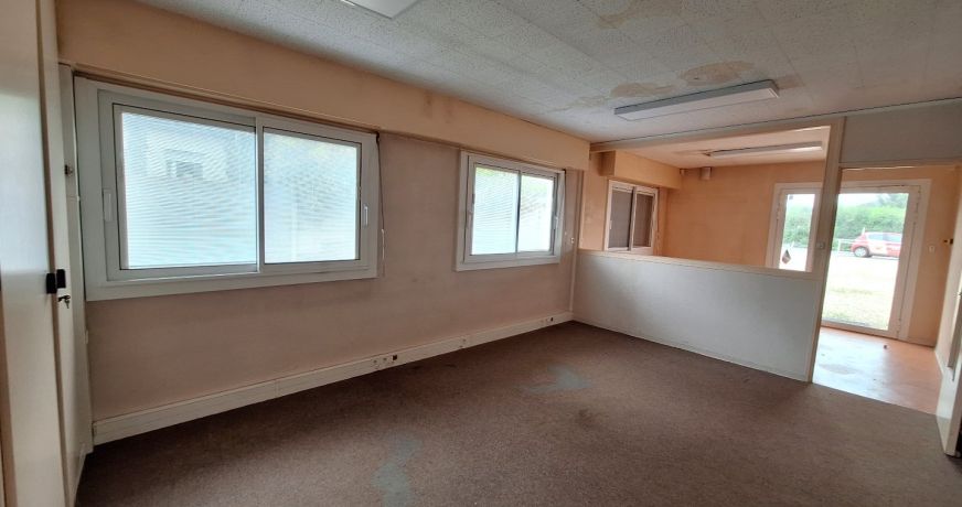 location Entrepot Saint Pierre La Garenne