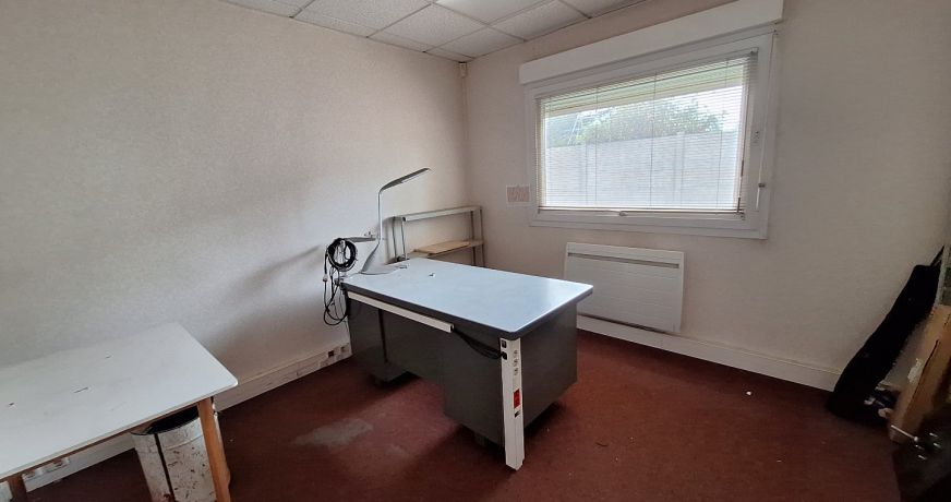 location Entrepot Saint Pierre La Garenne