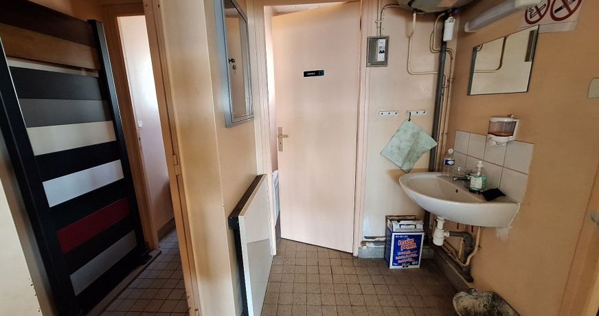location Entrepot Saint Pierre La Garenne