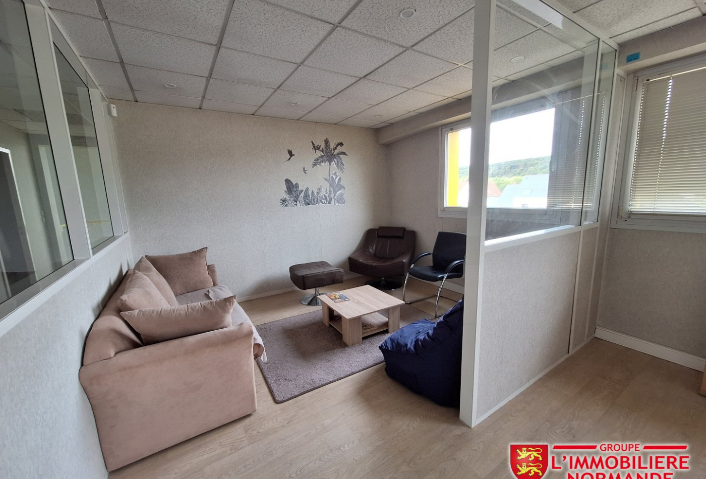 location Entrepots et bureaux Gravigny - Photo 3