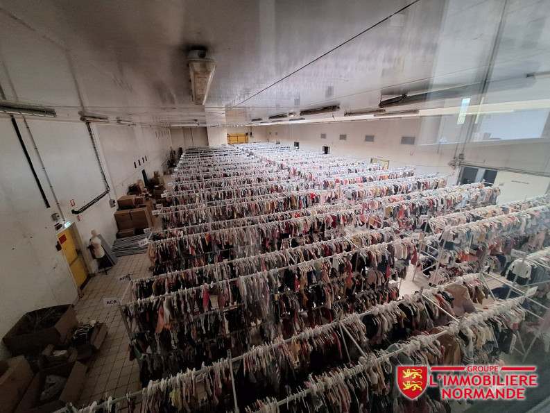 location Entrepots et bureaux Gravigny - Photo 2