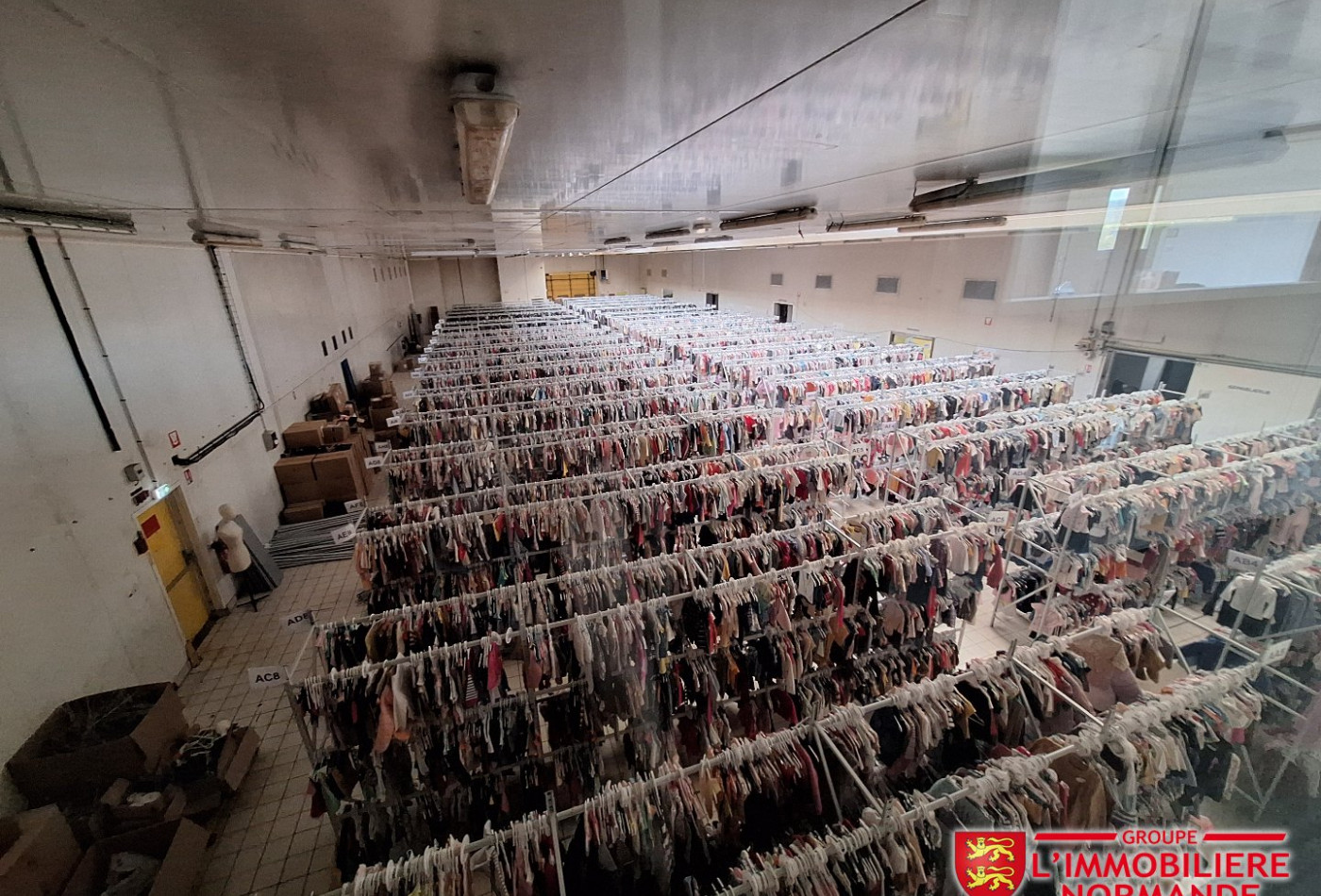 location Entrepots et bureaux Gravigny - Photo 2