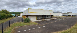 location Entrepots et bureaux Gravigny
