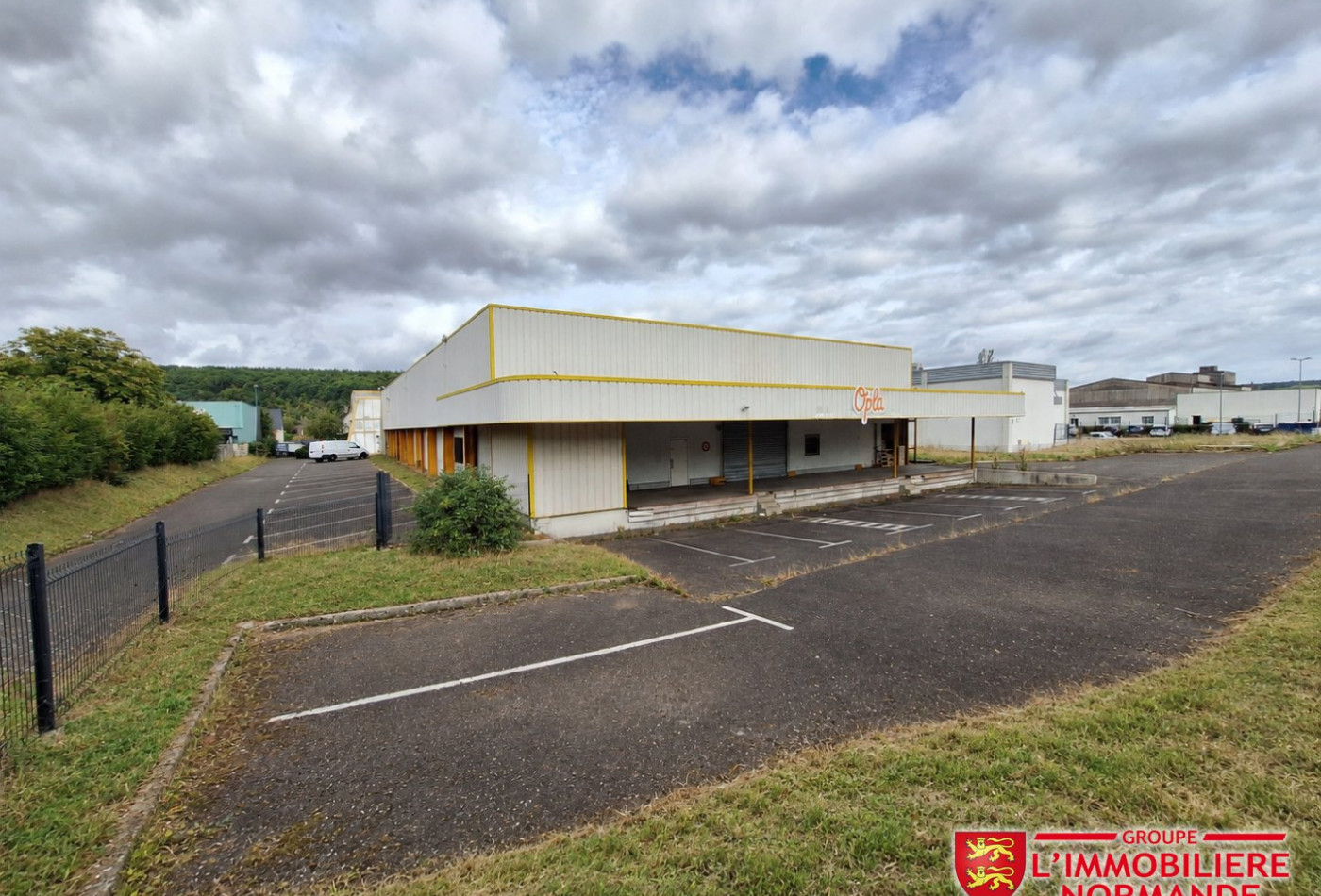 location Entrepots et bureaux Gravigny - Photo 1