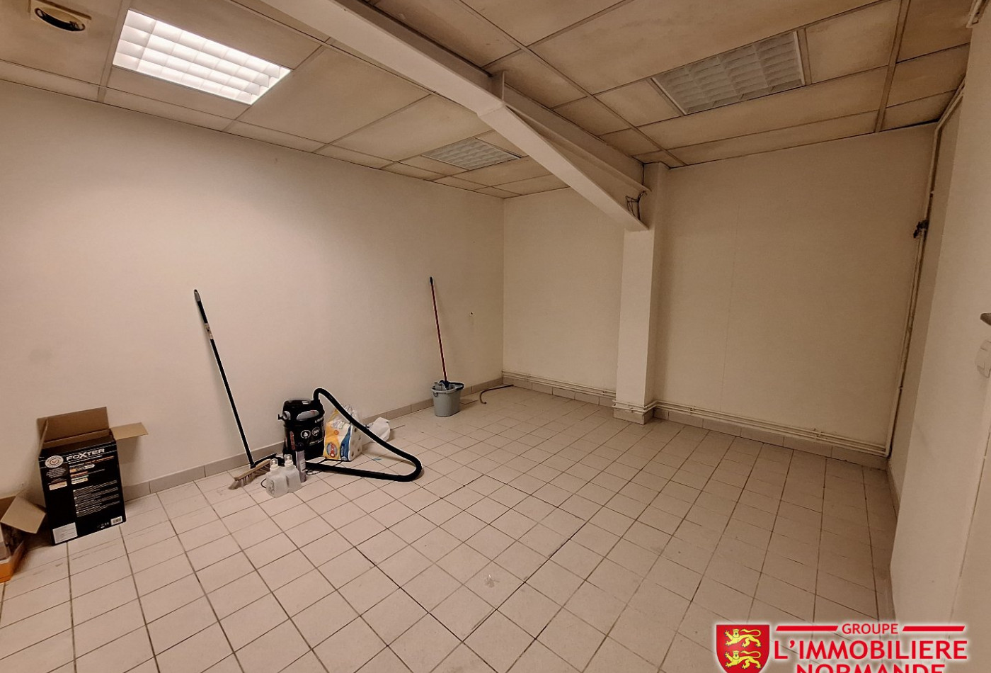 location Entrepots et bureaux Gravigny - Photo 9