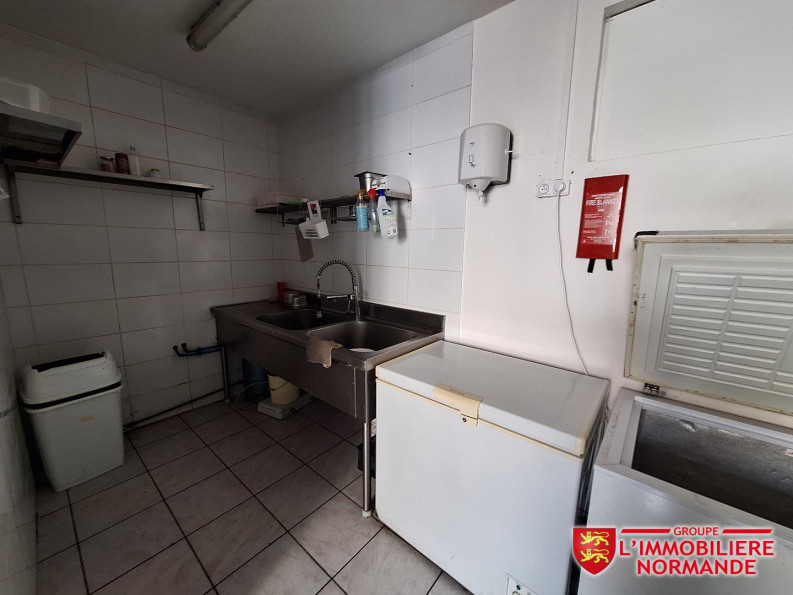 location Local commercial Elbeuf - Photo 6