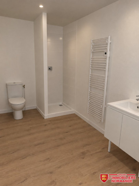 location Entrepots et bureaux Bouafles - Photo 7