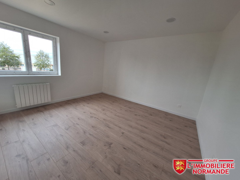 location Entrepots et bureaux Bouafles - Photo 6