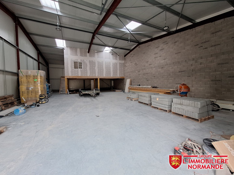 location Entrepots et bureaux Bouafles - Photo 3