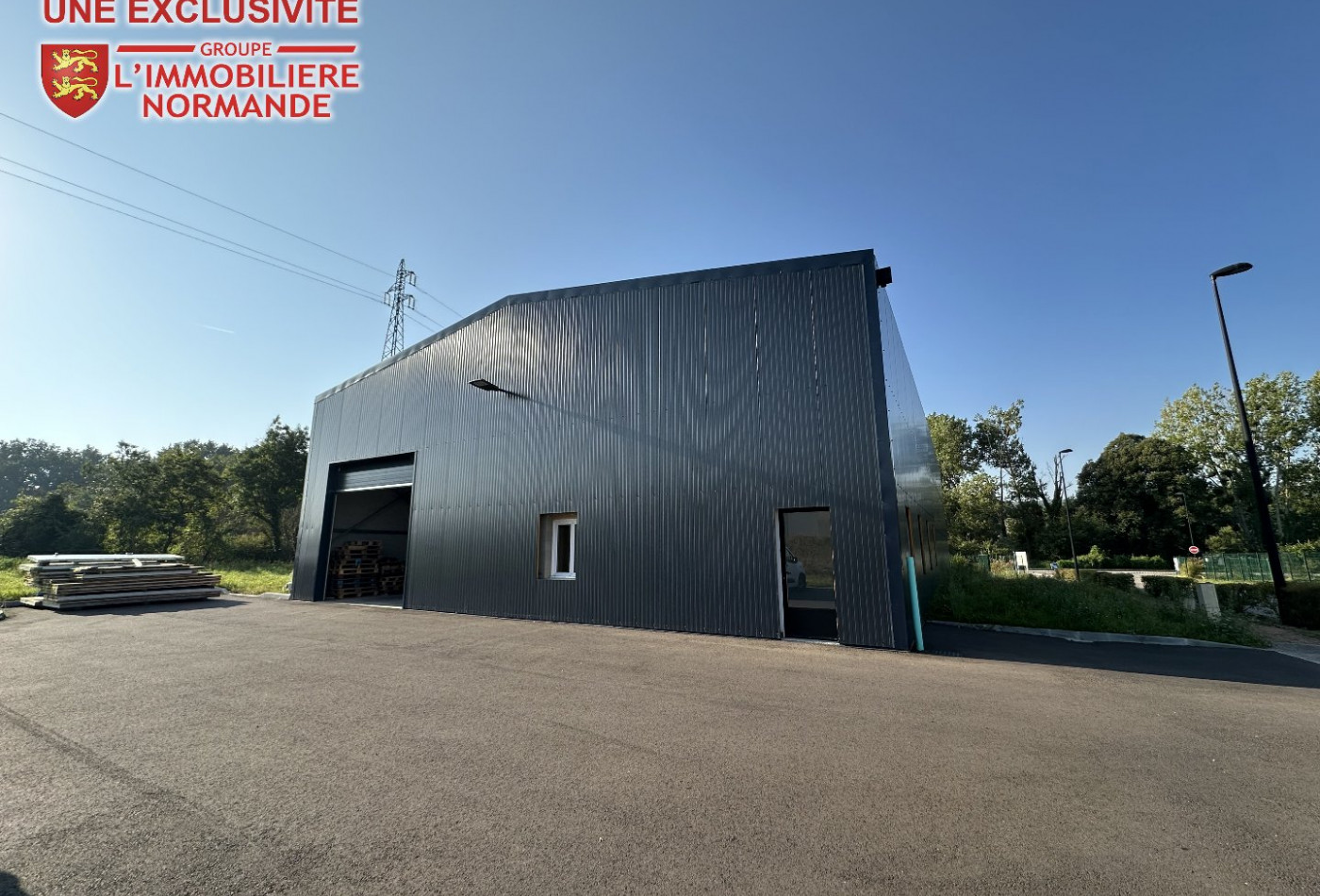 vente Local industriel La Croix Saint Leufroy - Photo 1