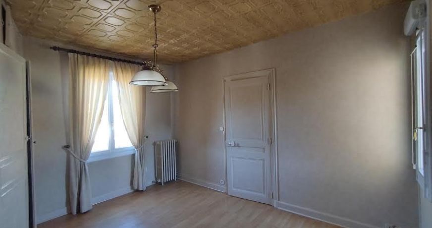 vente Maison Charleval