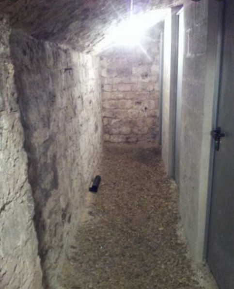 location Cave Nimes - Photo 1