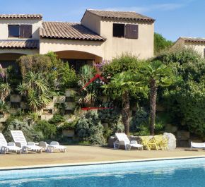vente Saint Sauveur De Cruzieres