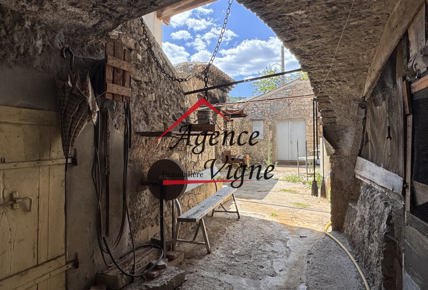 vente Maison en pierre Courry - Photo 9