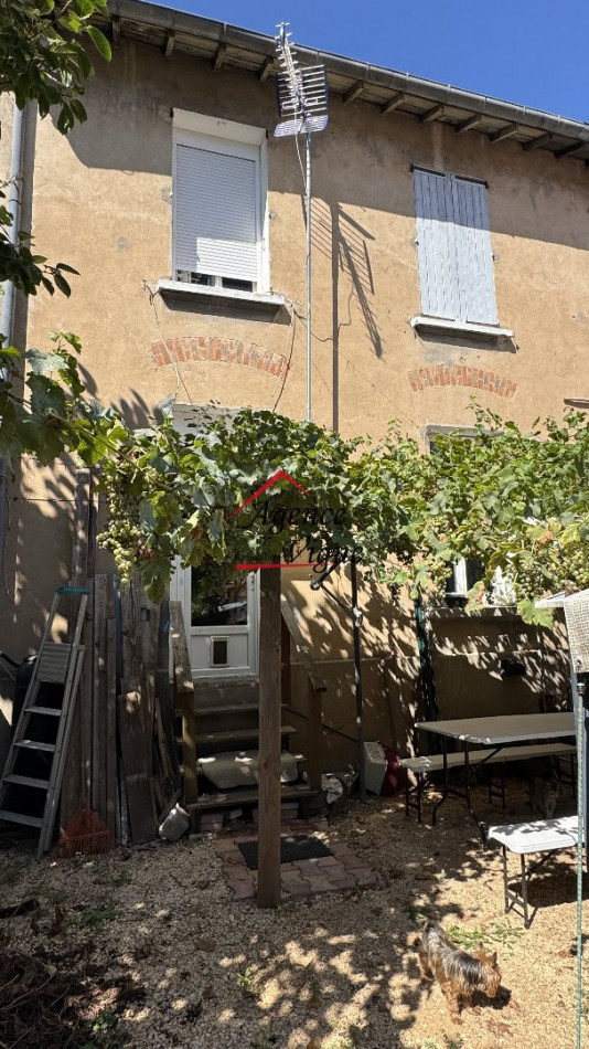 vente Maison mitoyenne Saint Jean De Valeriscle - Photo 1