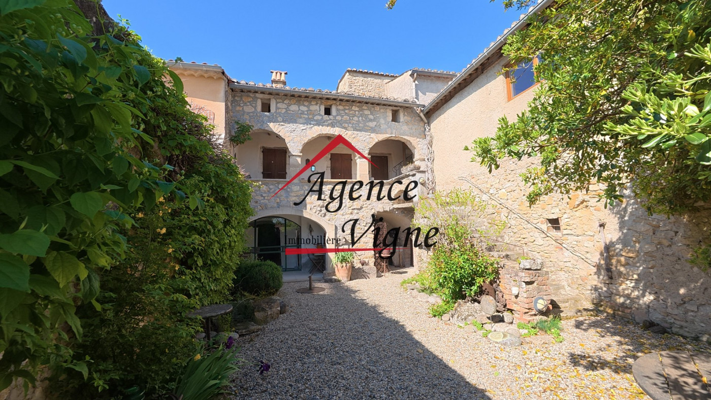 vente Demeure de ville et village Saint Victor De Malcap - Photo 1