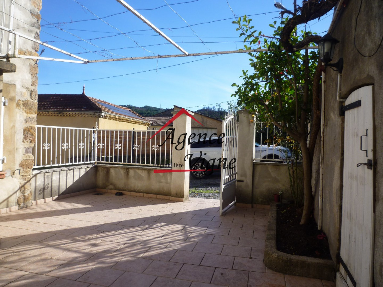 sale Appartement rénové Besseges - Photo 3