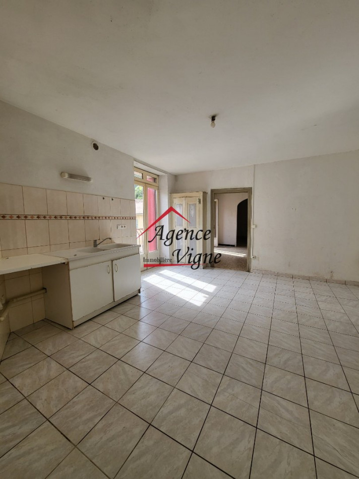 sale Immeuble mixte Besseges - Photo 3