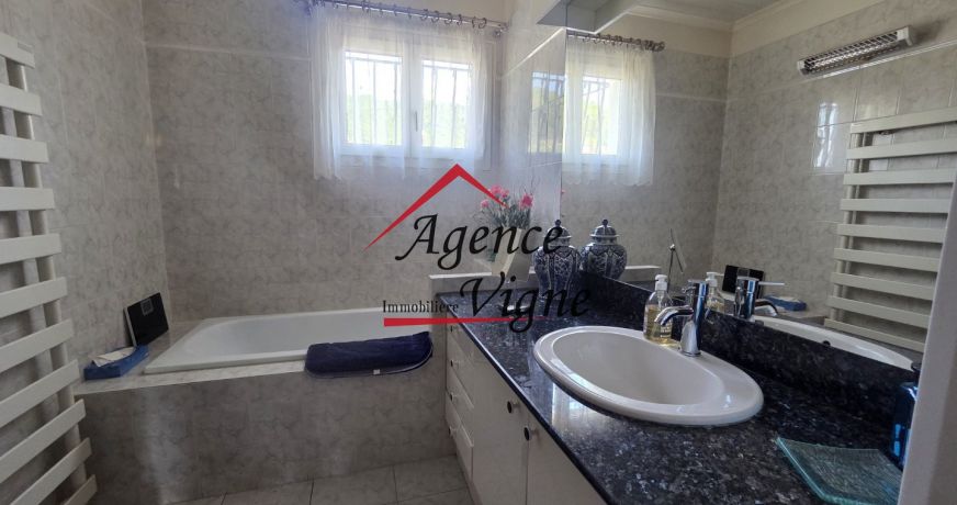 vente Villa Besseges