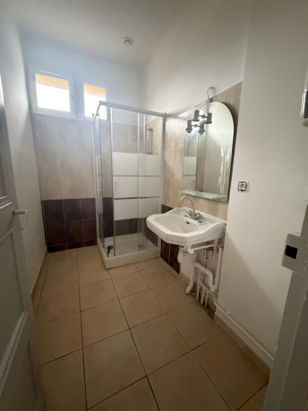 location Appartement Lasalle - Photo 9