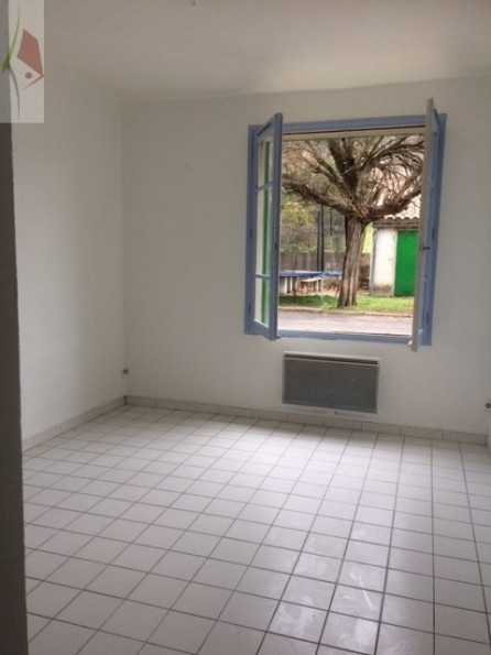 location Appartement Lasalle - Photo 1
