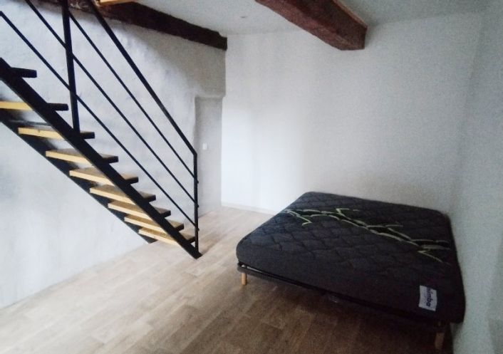 à louer Appartement Aveze