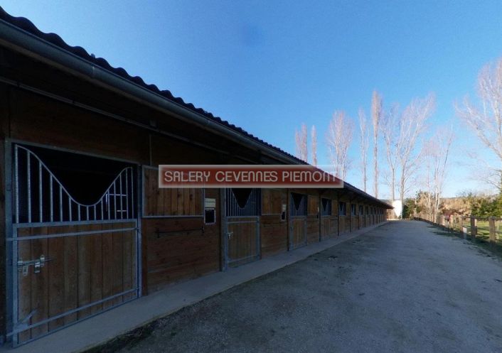 à vendre Haras / equestre Uzes