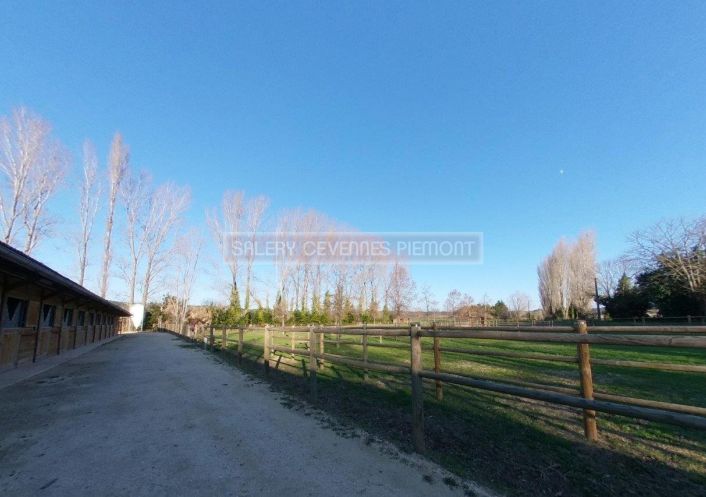 à vendre Haras / equestre Uzes