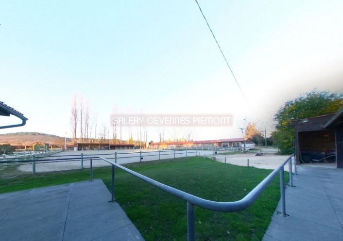 à vendre Haras / equestre Uzes