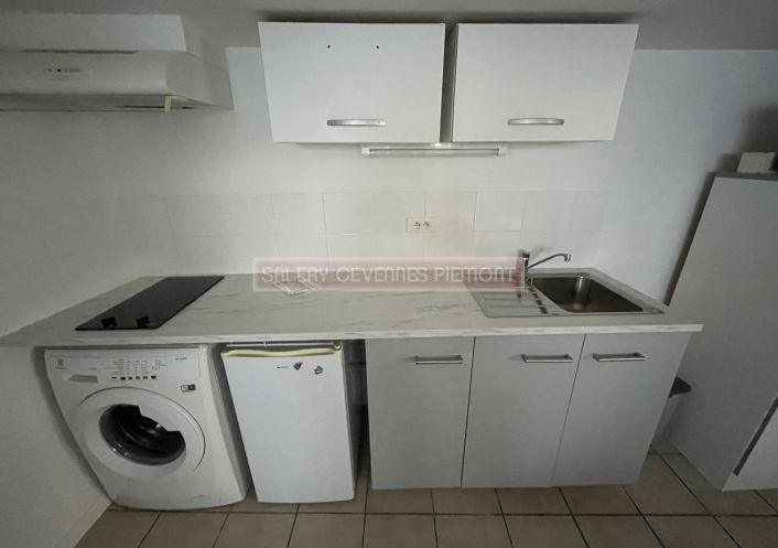 à louer Studio mezzanine Anduze