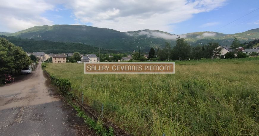 vente Terrain constructible Ispagnac