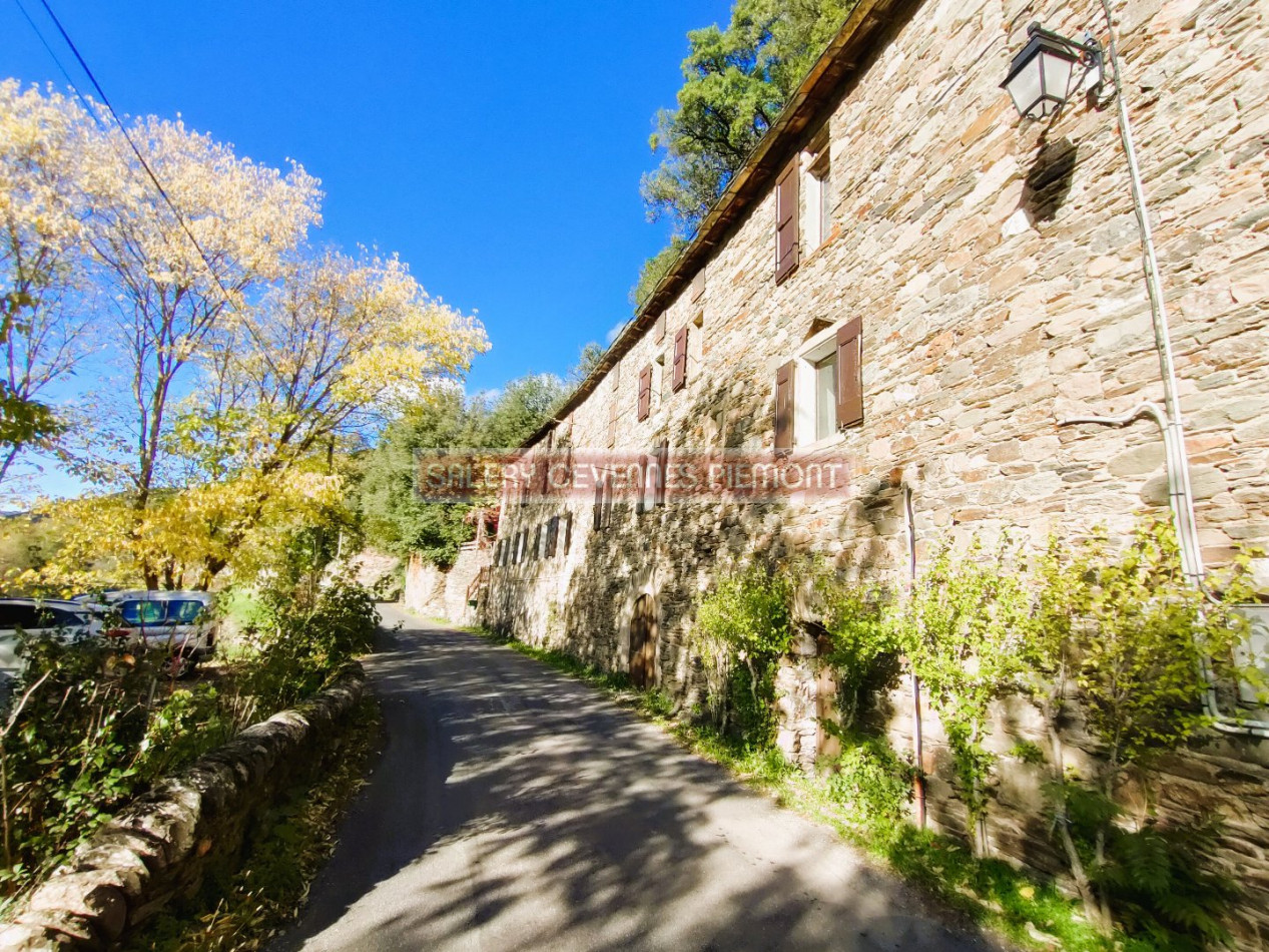 à vendre Maison Le Pompidou - Photo 1