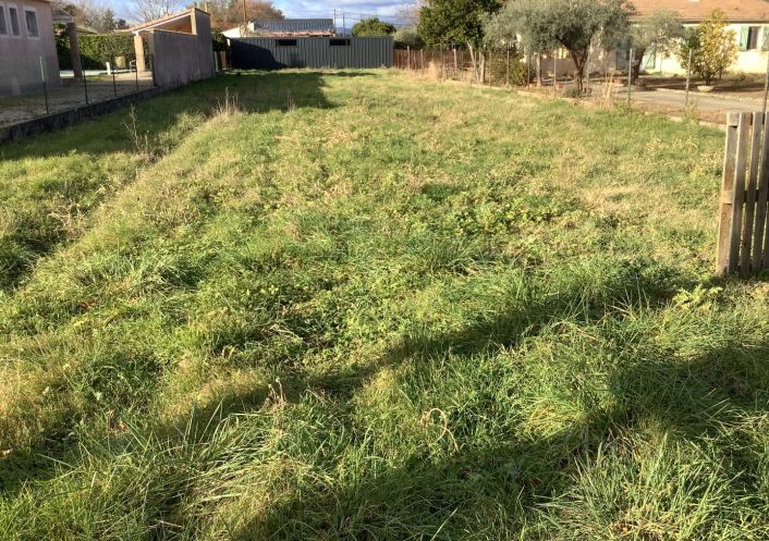 à vendre Terrain constructible Lezan