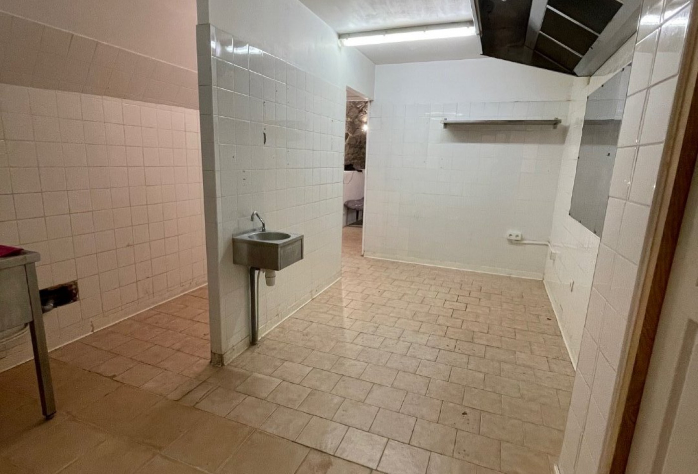 location Local commercial Anduze - Photo 4