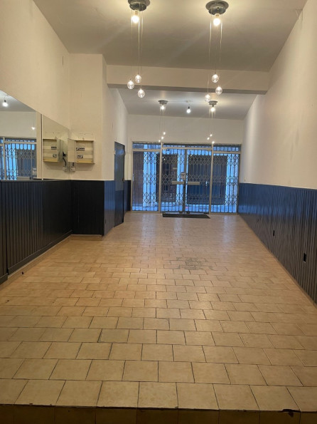 location Local commercial Anduze - Photo 2