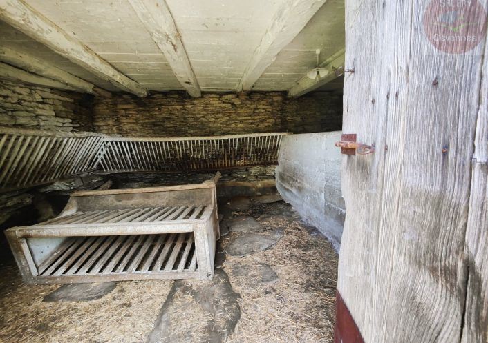 à vendre  Saint Martin De Lansuscle