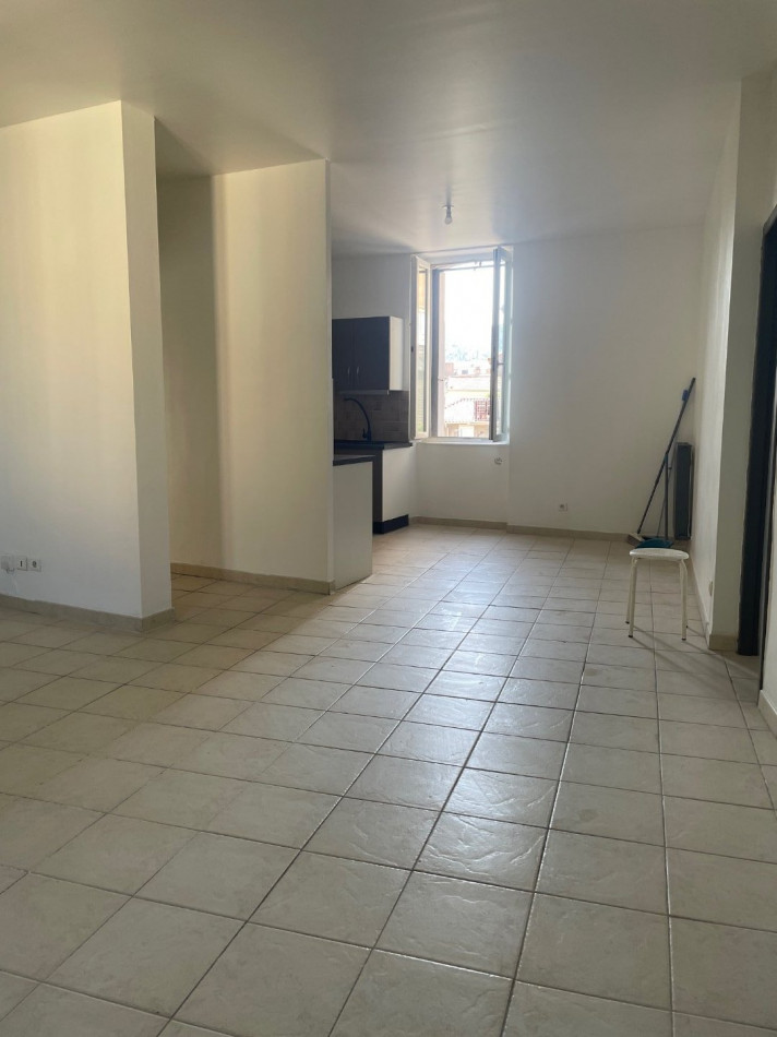 à louer Appartement Ales - Photo 3