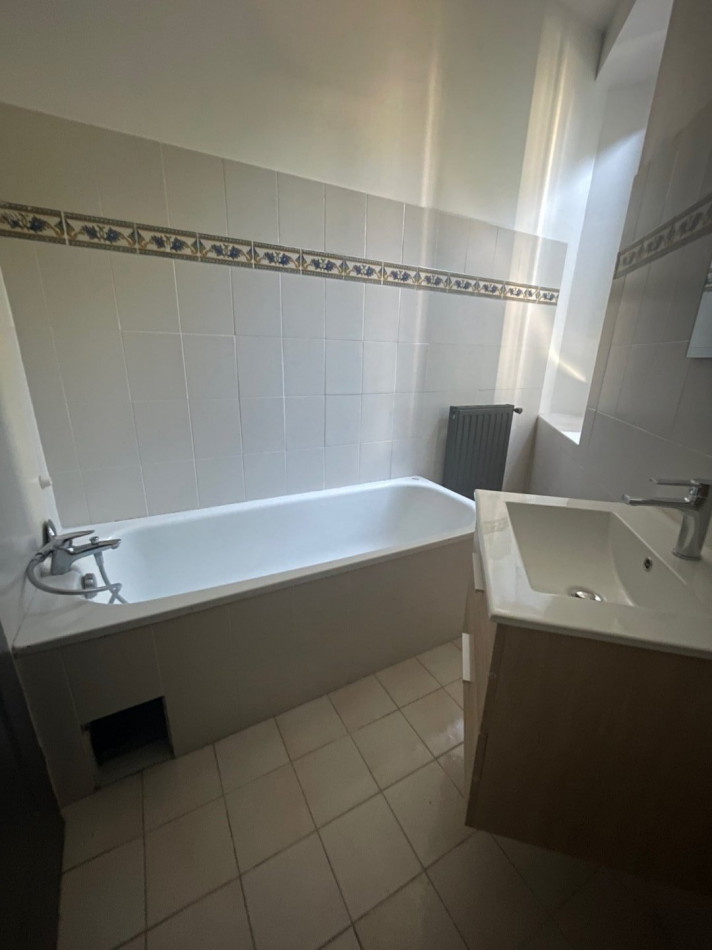 à louer Appartement Ales - Photo 4