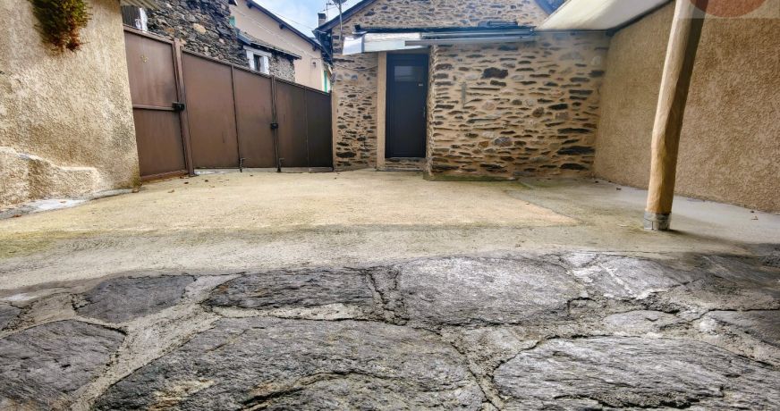 vente Maison de village Ispagnac