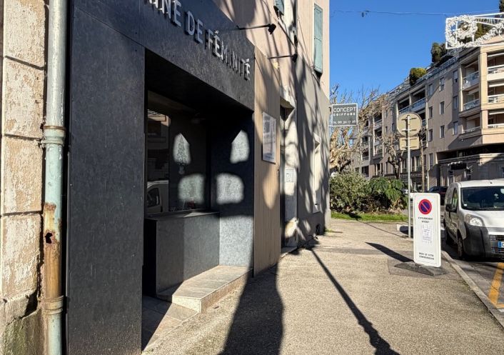 à louer Local commercial Ales