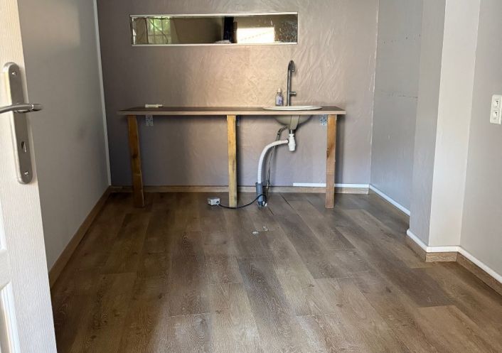 à louer Local commercial Ales