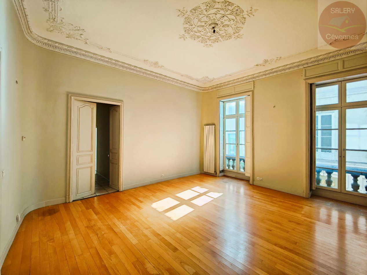 à vendre Appartement bourgeois Nimes - Photo 2