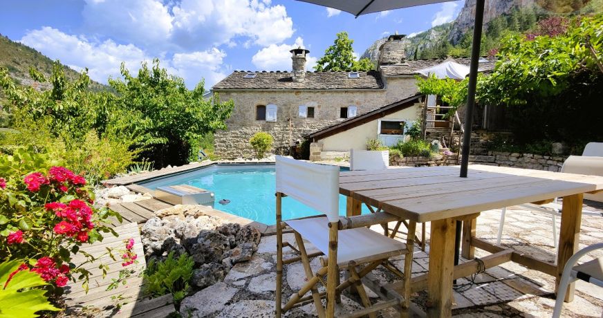 vente Maison de hameau Montbrun