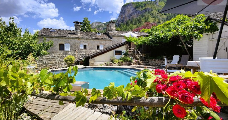 vente Maison de hameau Montbrun