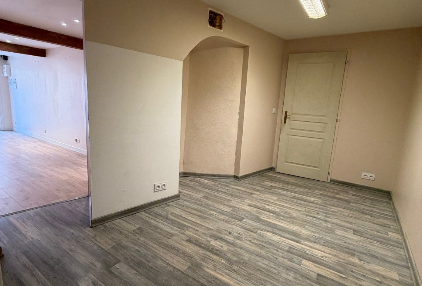 location Bureau Ledignan - Photo 3