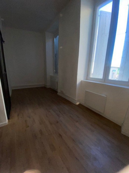 location Studio Saint Hippolyte Du Fort - Photo 2