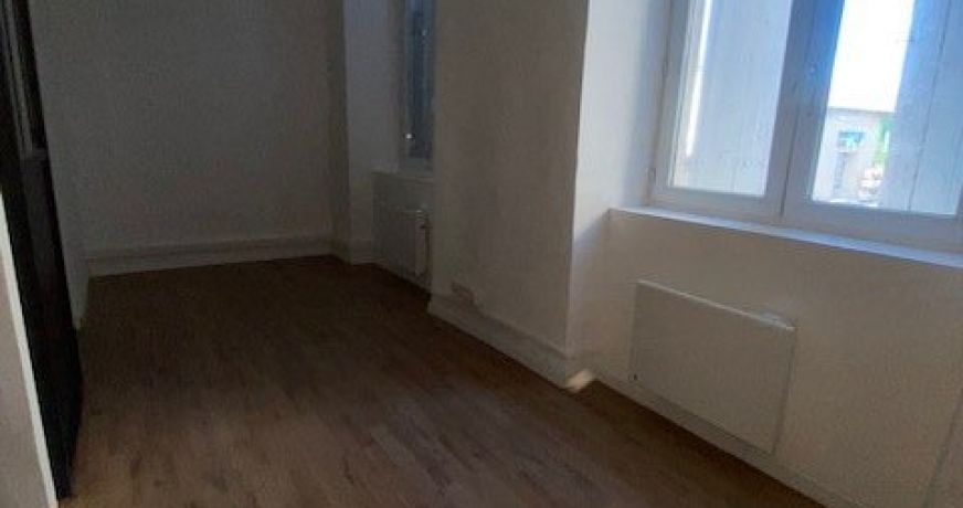 location Studio Saint Hippolyte Du Fort