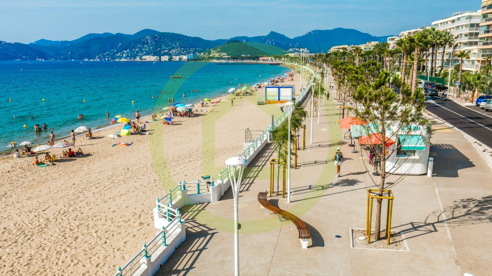 vente Hôtel restaurant Cannes - Photo 1