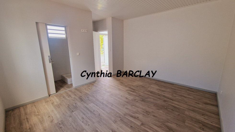 vente Immeuble Basse Pointe - Photo 8